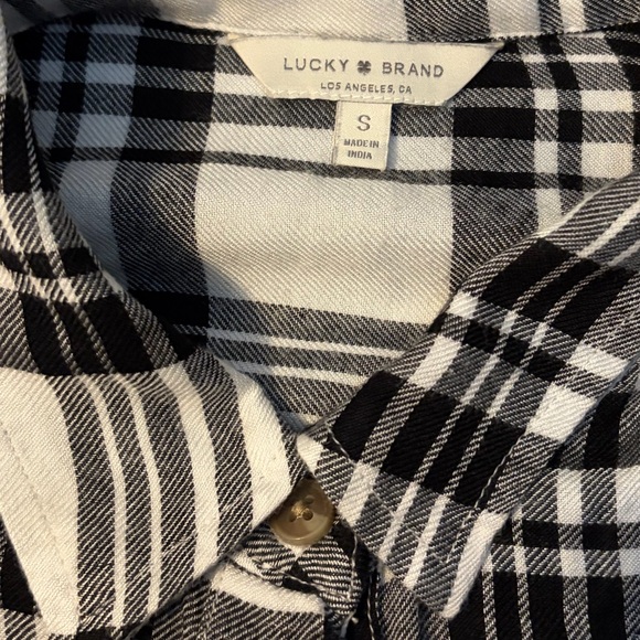 Like New Lucky Brand Women’s Flannel Size Small - Picture 2 of 3